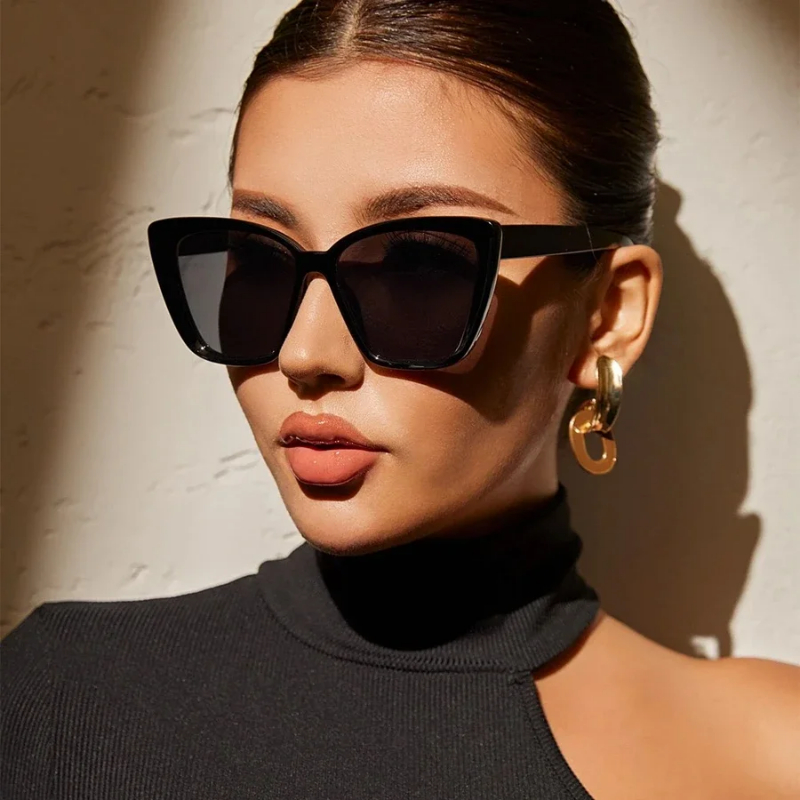 Street Fashion Photoshoot - Gafas de Sol Estilo Ojo de
