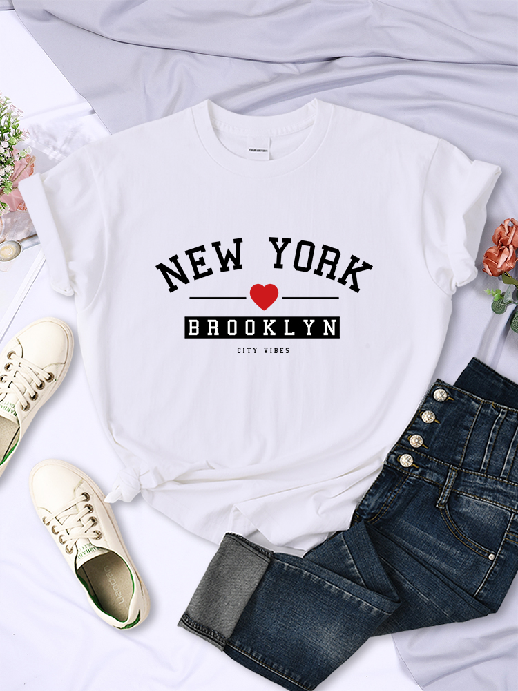 Camiseta con Estampado de Letr - Street Fashion New York reseña y precio