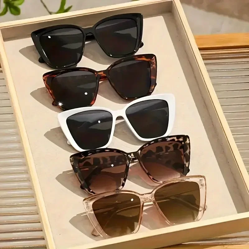 Gafas de Sol Estilo Ojo de Gat - Street Fashion Photoshoot reseña y precio
