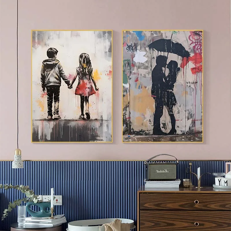 Banksy Graffiti niño niña con  - Street Fashion Poster reseña y precio